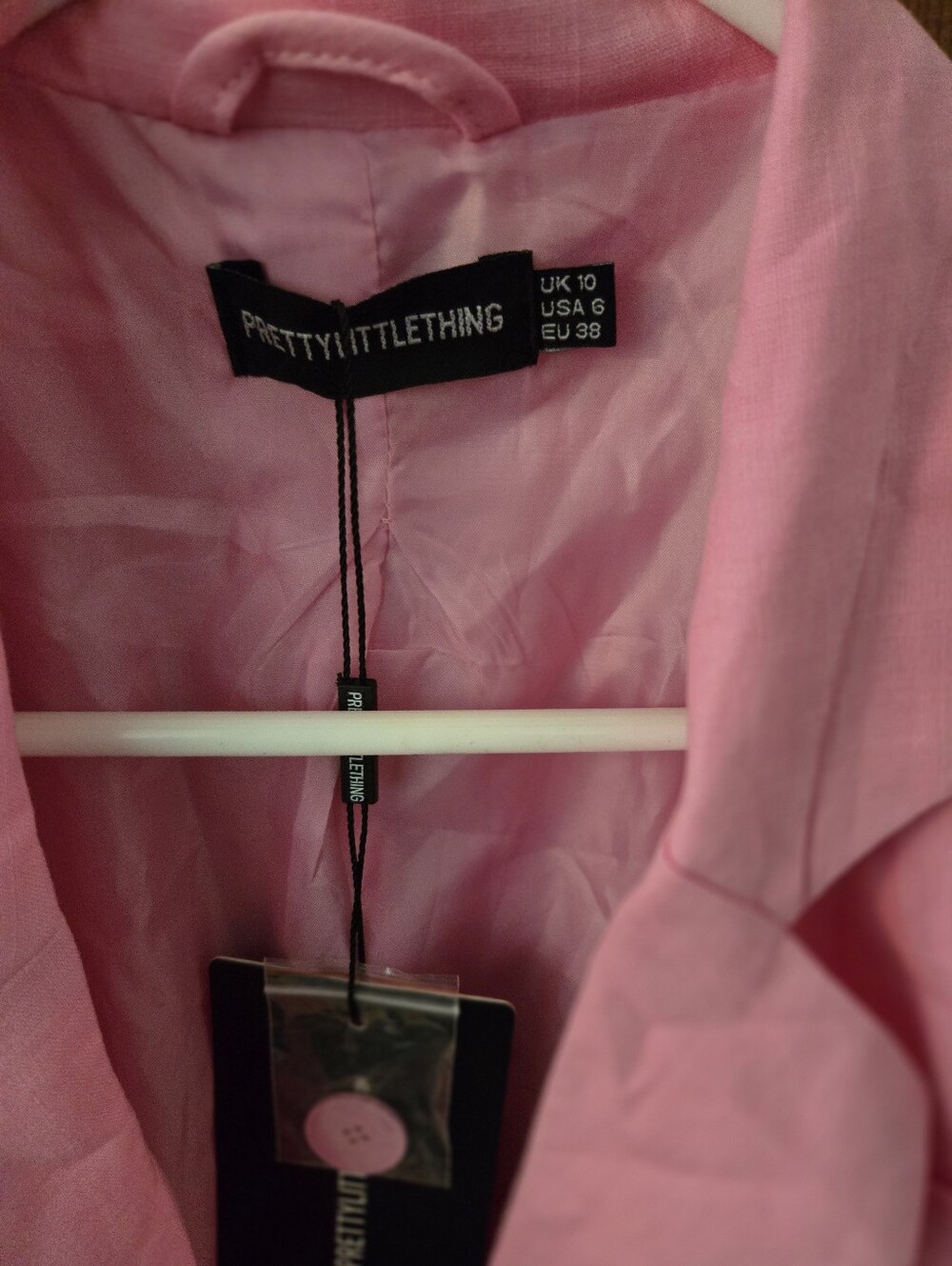 PrettyLittleThing Bubblegum Pink Tailored Blazer